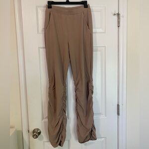 ALO Taupe ruched sweatpants
